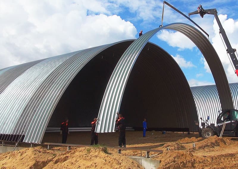 Строительство бескаркасного металлического ангара